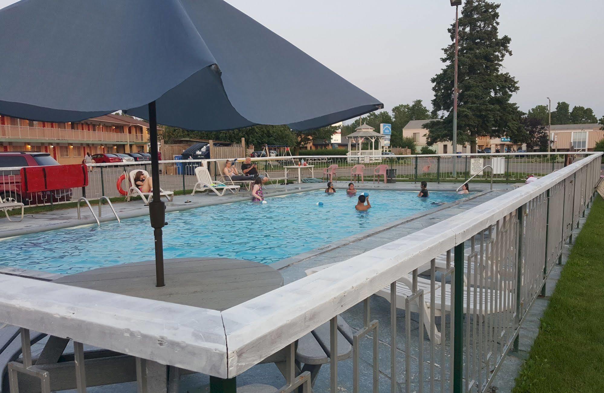 Rockwell Resort Ниагара-Фолс Экстерьер фото